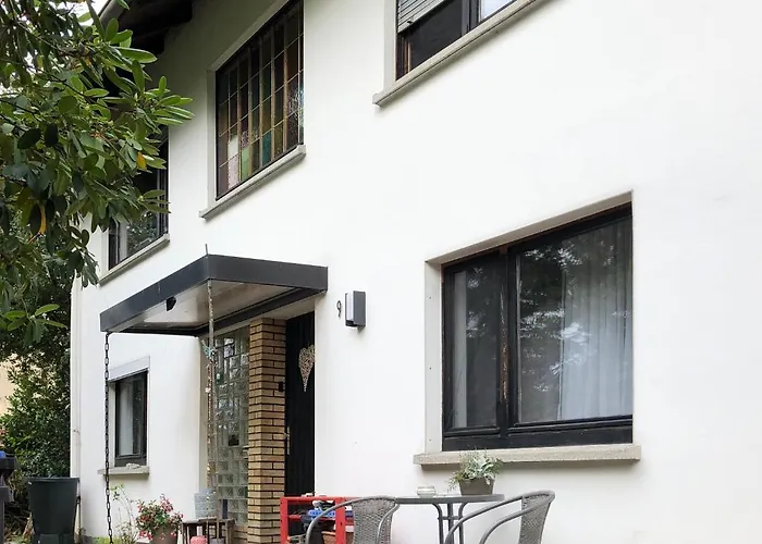 Modern With Netflix In